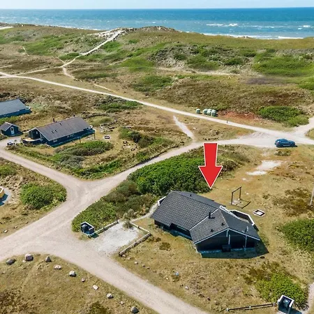 Nice Home In Hvide Sande With Sauna * Bjerregård