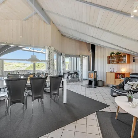 Nice Home In Hvide Sande With Sauna * Bjerregård