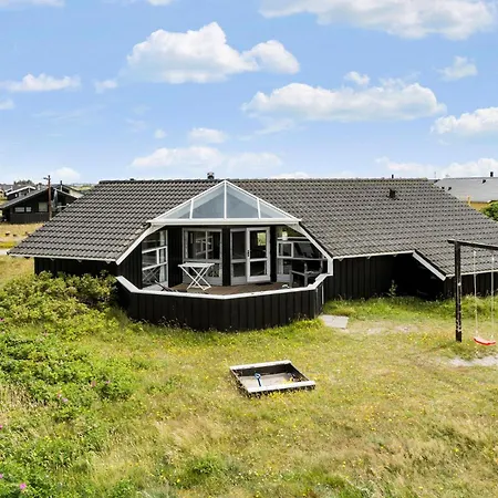 Nice Home In Hvide Sande With Sauna Bjerregård