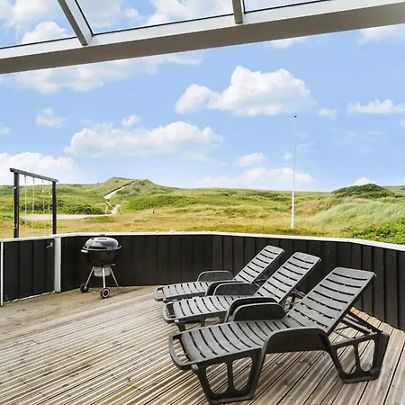 Nice Home In Hvide Sande With Sauna Hébergement de vacances